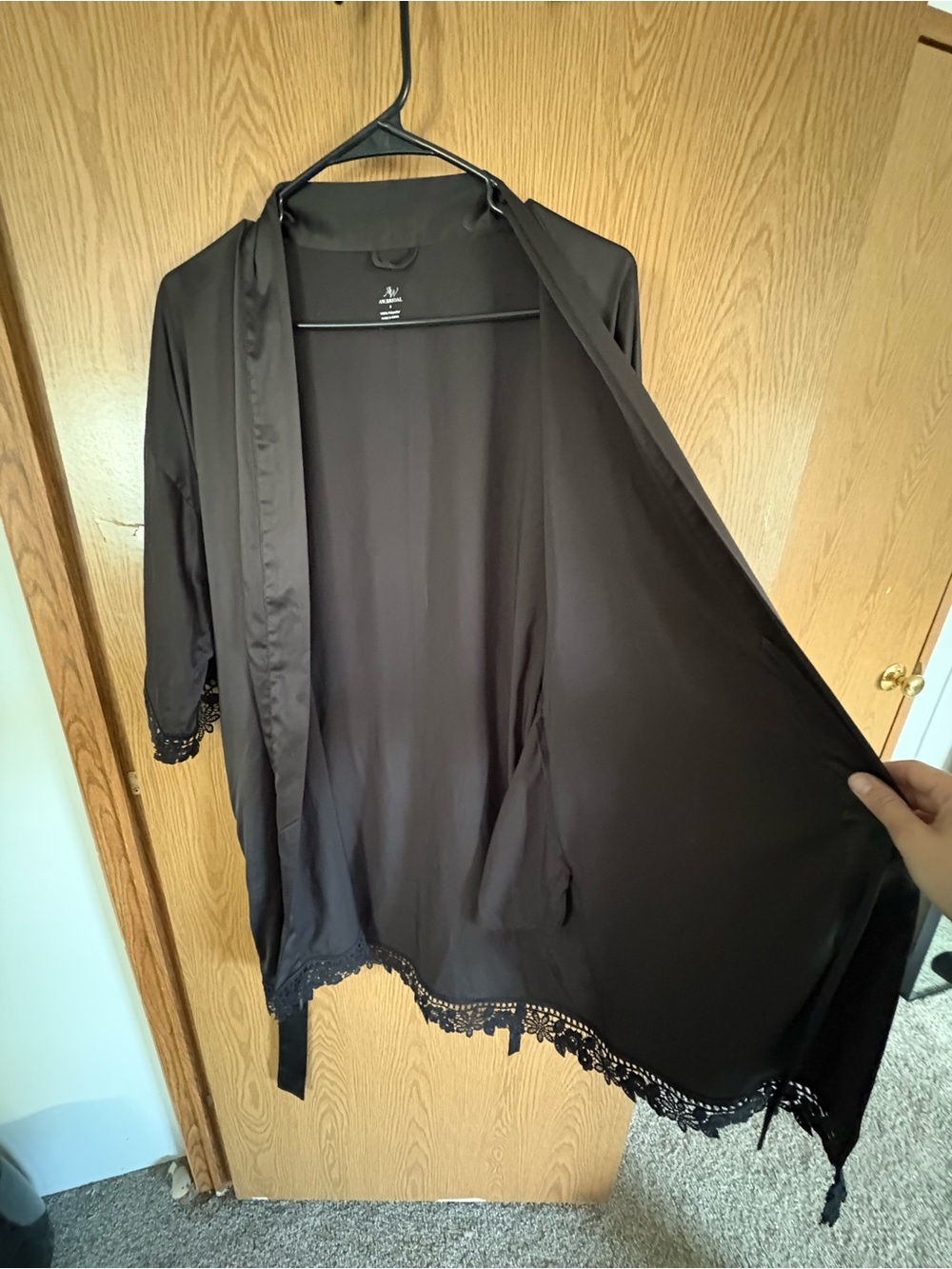 Black Lace-Trim Satin Robe - Women Intimates & Sleepwear - Picture 4 of 5